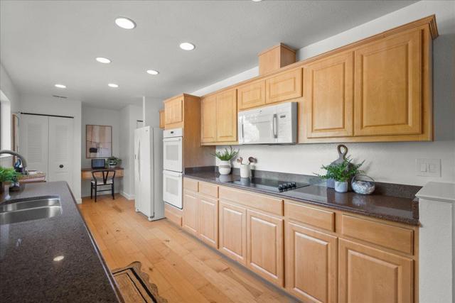 50 Horgan Avenue, Redwood City CA: https://media.crmls.org/mediaz/236e3cf3-8c06-47f3-baa8-353c49c7808a.jpg