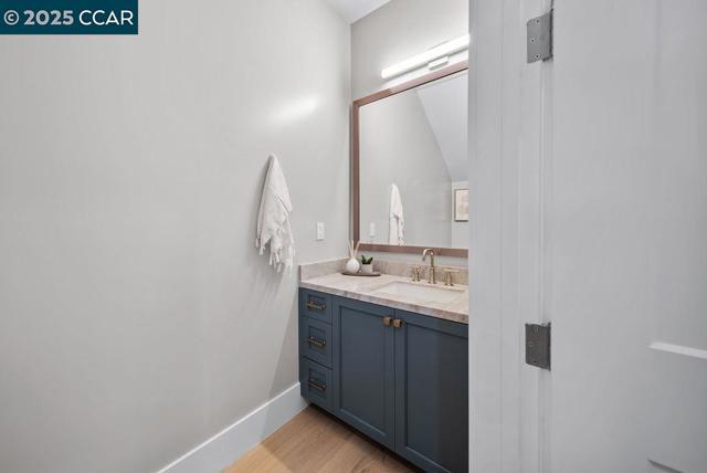 600 Hartz Ave, Danville CA: https://media.crmls.org/mediaz/2370970c-fda3-4f4f-b2f7-86e66aea03d6.jpg