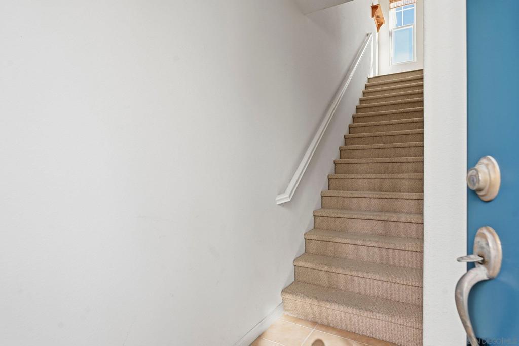 845 Harbor Cliff Way - photo 6