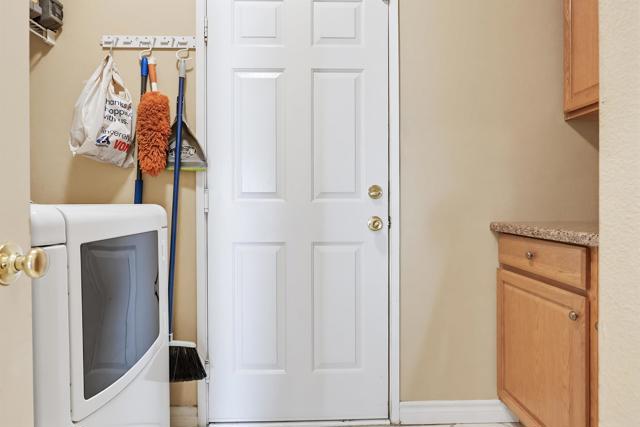 Detail Gallery Image 31 of 41 For 868 Panella Ct, Oceanside,  CA 92057 - 4 Beds | 2 Baths