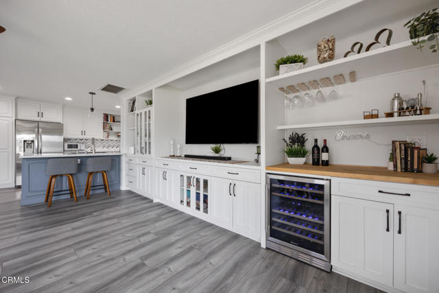 Detail Gallery Image 11 of 29 For 1457 S Burnaby Dr, Glendora,  CA 91740 - 3 Beds | 2 Baths