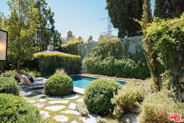 3431 Lambeth Street, Los Angeles CA: https://media.crmls.org/mediaz/23744f5a-b0f8-461e-9ce8-fcfe86fa5397.jpg