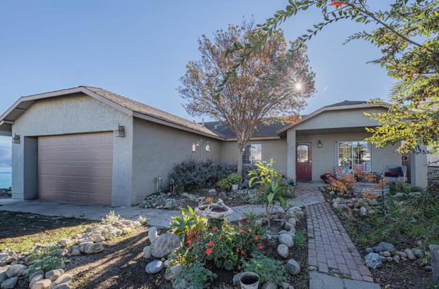 267 Palo Verde Street, Greenfield CA: https://media.crmls.org/mediaz/2374fc6a-68ca-4956-8539-8a9c4b04ffe3.jpg