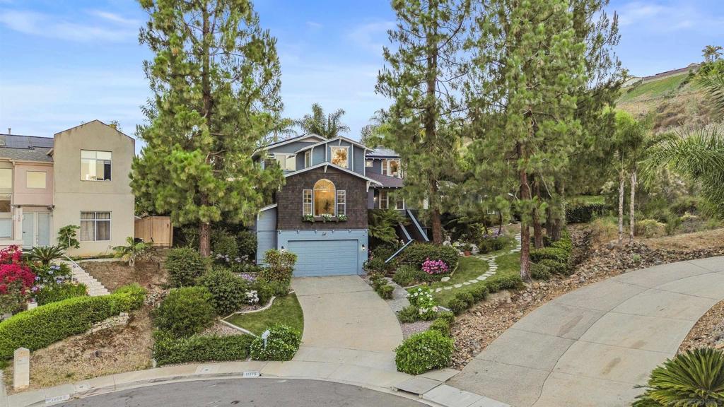 https://media.crmls.org/mediaz/23750c05-9c80-4459-bb87-4503c0d06a1a.jpg?preset=X-Large