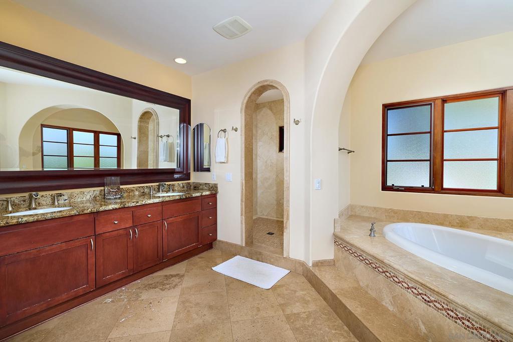 645 N. Rios - photo 9