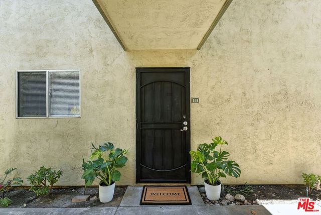 830 W Lincoln Avenue, Escondido CA: https://media.crmls.org/mediaz/2377bdae-bf3d-4ad0-a3bb-2248fa2448f4.jpg