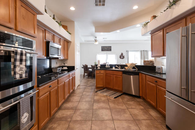 48305 Pic Way, Indio CA: https://media.crmls.org/mediaz/23788642-081a-447f-8c99-9175bdb799a0.jpg