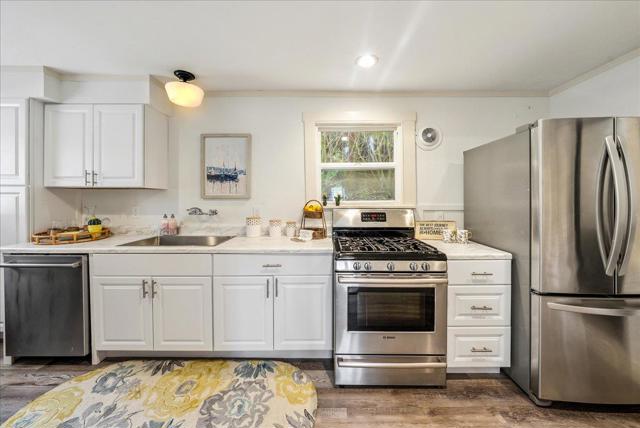 799 Grace Street, Monterey CA: https://media.crmls.org/mediaz/237a5bd6-348c-46bb-92e4-42b184ea1ce4.jpg