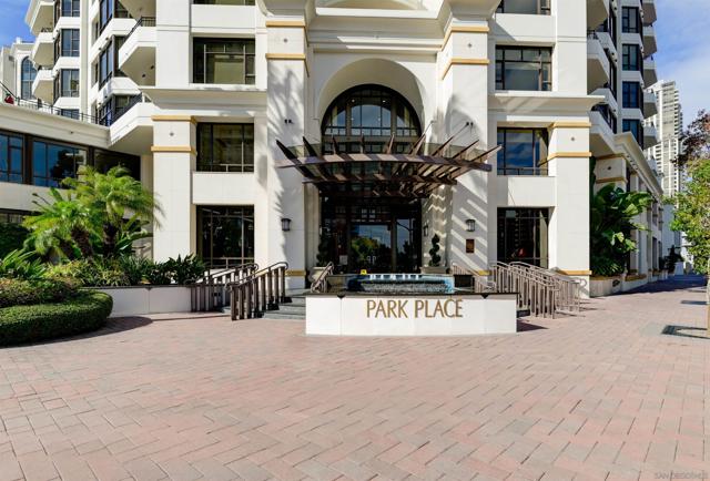 700 W Harbor Dr, San Diego CA: https://media.crmls.org/mediaz/237b799d-1a5c-4512-888d-49855fe6b4ad.jpg