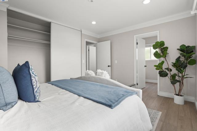 501 Amherst Ct, San Ramon CA: https://media.crmls.org/mediaz/237b9d74-1996-406f-9e9b-1a34cfce4736.jpg