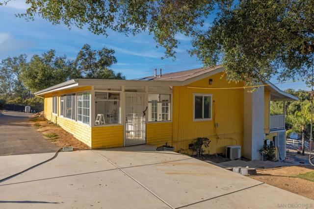 4698 Park Lane, Alpine, California 91901, 3 Bedrooms Bedrooms, ,3 BathroomsBathrooms,Single Family Residence,For Sale,Park Lane,240022999SD