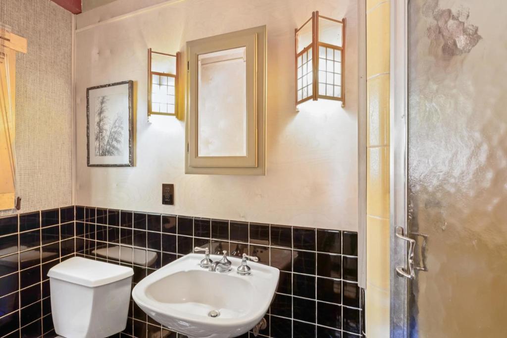 MLS #ML82005863 image #34