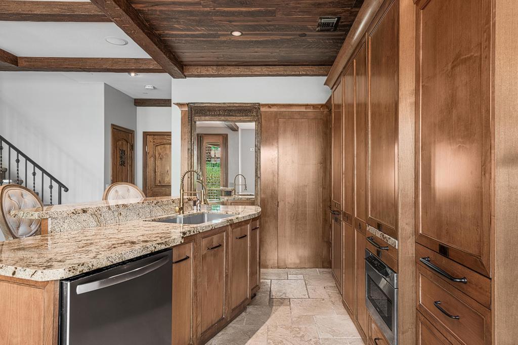 MLS #219133357PS image #9