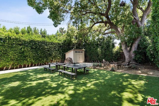 2130 W 27th Street, Los Angeles CA: https://media.crmls.org/mediaz/237d4a30-d658-484a-ae5c-3595cc748d7a.jpg