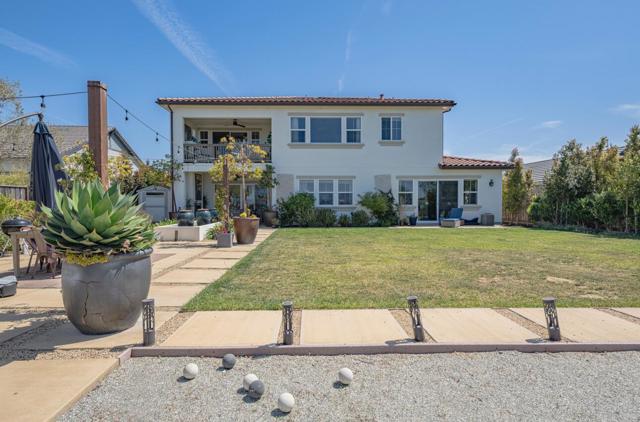 2967 Garnet Way, Marina CA: https://media.crmls.org/mediaz/237dac98-615d-406e-abeb-6519dd1f02ef.jpg