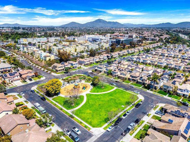 1396 Carneros Valley Street, Chula Vista CA: https://media.crmls.org/mediaz/237f5745-a1db-49de-aa95-b69694af3231.jpg