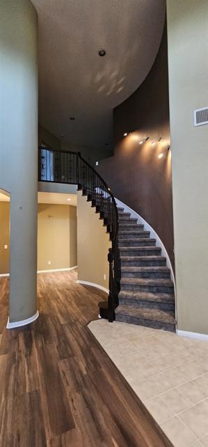 Image 30 of 41 For 1889 Knights Ferry Drive