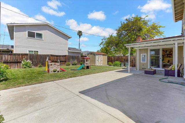 3139 Laneview Drive, San Jose CA: https://media.crmls.org/mediaz/2380c29c-4cea-440f-a184-90d075328760.jpg