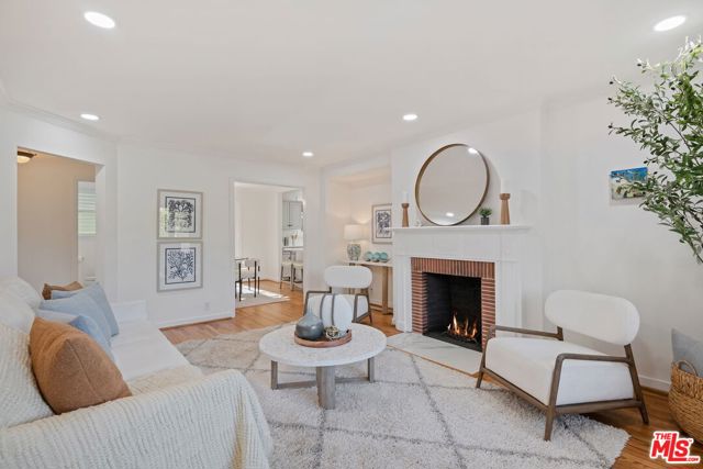 2965 Calle Noguera, Santa Barbara CA: https://media.crmls.org/mediaz/2381c4e7-78a0-4df5-8c4c-5d0f5c5b1648.jpg
