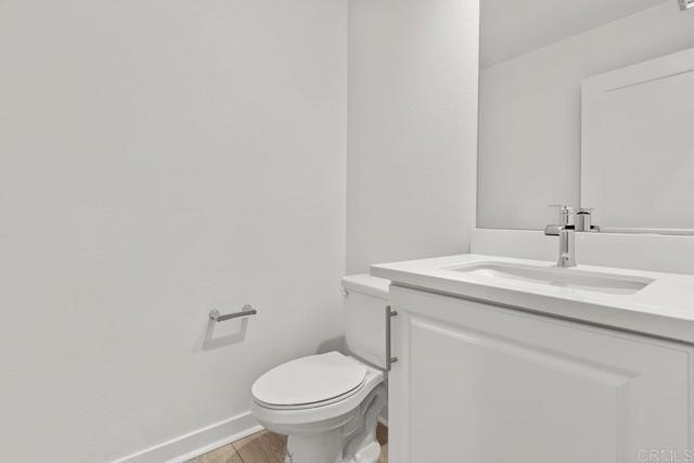 2508 Chamomile Lane, Carlsbad CA: https://media.crmls.org/mediaz/2381f1dd-9cf2-413f-b7b1-675cdd923e65.jpg