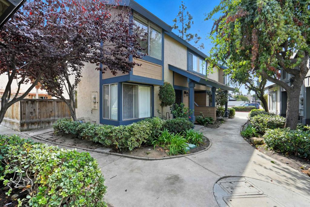 1570 ORO VISTA Road #285