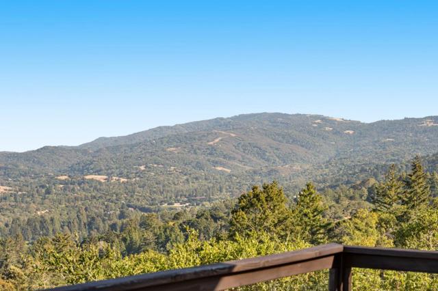 168 Sunrise Drive, Woodside CA: https://media.crmls.org/mediaz/23821771-b727-44ec-8058-8de57952ae5a.jpg