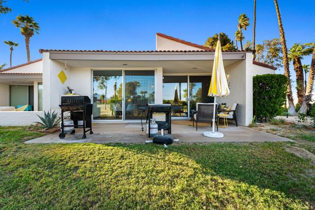 2501 N Whitewater Club Drive, Palm Springs CA: https://media.crmls.org/mediaz/238233da-af80-46b7-b0b1-f7c546f0078c.jpg