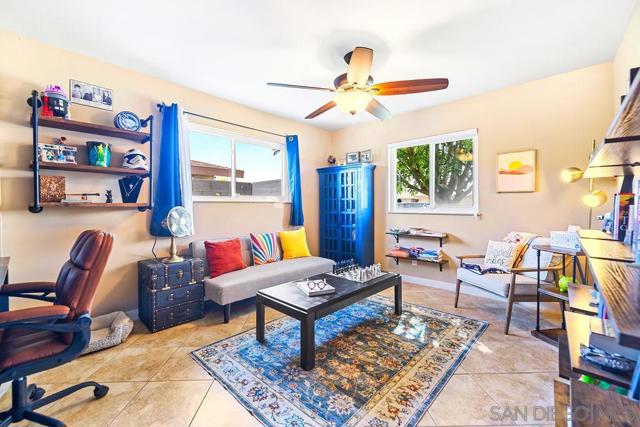 44784 Sherwood Drive, Indio CA: https://media.crmls.org/mediaz/2382d02d-1a42-4c81-bcff-ba6200d8f90b.jpg