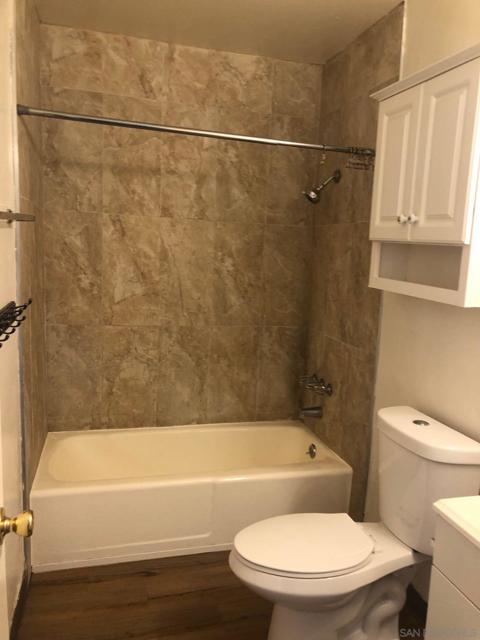 1219 Linalda Dr, El Cajon CA: https://media.crmls.org/mediaz/2382fe39-d219-47d3-998f-81c0fd6df659.jpg