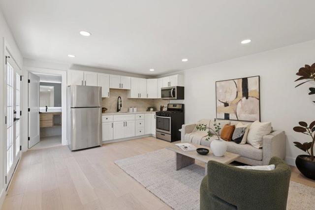 674 Manzanita Avenue, Sunnyvale CA: https://media.crmls.org/mediaz/23834b40-899d-4f34-a1ea-6619244119e0.jpg