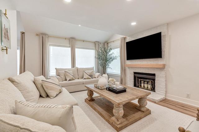 17510 Carriage Lamp Way, Morgan Hill CA: https://media.crmls.org/mediaz/238370b1-c8a6-44e8-b482-ae4468f67d2c.jpg