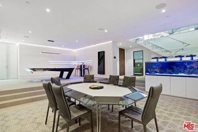 1410 Georgina Avenue, Santa Monica CA: https://media.crmls.org/mediaz/238372b1-bf6a-4cc6-9155-28bb1c9956aa.jpg