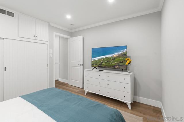 850 856 Olive Avenue, Coronado CA: https://media.crmls.org/mediaz/23843bbe-b338-4ee6-adbf-e4d9b2d33ea5.jpg