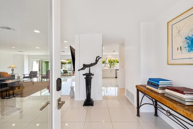 2943 Guadalupe Road, Palm Springs CA: https://media.crmls.org/mediaz/23847d3e-cb45-44fc-b3ba-e1819fb439b7.jpg