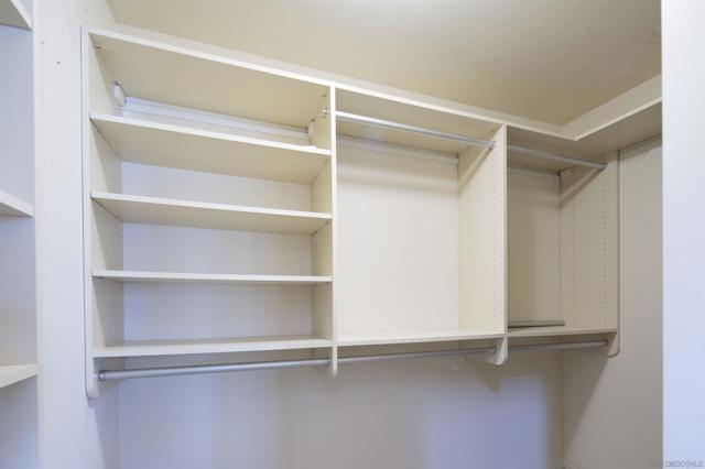 801 Allerton Ct, San Diego CA: https://media.crmls.org/mediaz/23849ddb-27ec-4507-b255-6d6e729a28e9.jpg