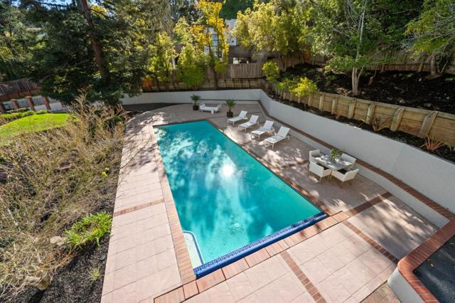 760 Chateau Drive, Hillsborough CA: https://media.crmls.org/mediaz/23857d72-54c0-4794-815c-57ec7b3b9374.jpg