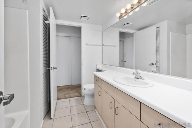 1270 Cleveland Ave, San Diego CA: https://media.crmls.org/mediaz/23868208-5ffb-4dc8-a82c-e586ce6c87a0.jpg
