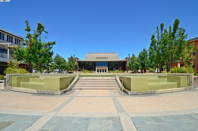 4244 Milton Way, Livermore CA: https://media.crmls.org/mediaz/2386baf2-f0bd-4f75-a329-f7ca62dd2e7f.jpg