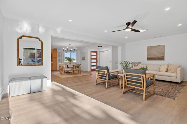 Detail Gallery Image 10 of 71 For 511 Beverly Cir, Camarillo,  CA 93010 - 4 Beds | 3 Baths