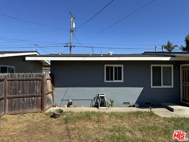 224 N F Street, Lompoc CA: https://media.crmls.org/mediaz/238816be-25a4-4cd4-aac7-c4e12bb15b0f.jpg