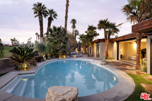 40281 Sand Dune Road, Rancho Mirage CA: https://media.crmls.org/mediaz/23887cd7-bc52-41dc-976c-ed9679ae6601.jpg