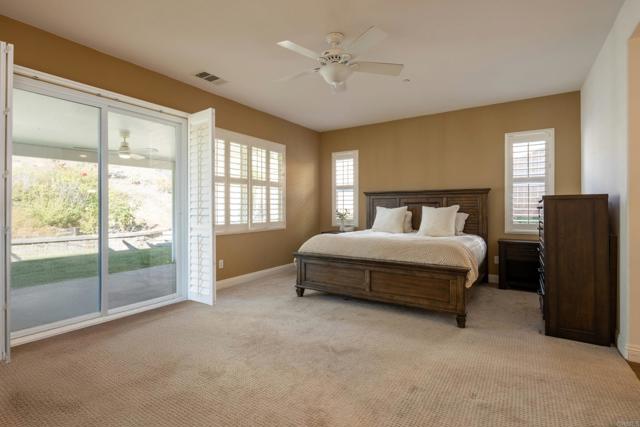 Detail Gallery Image 10 of 26 For 1247 Bellingham Dr, Oceanside,  CA 92057 - 4 Beds | 3 Baths