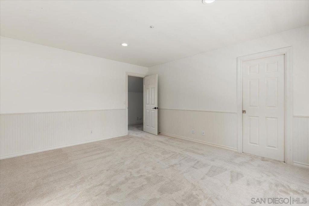 MLS #250037042SD image #28