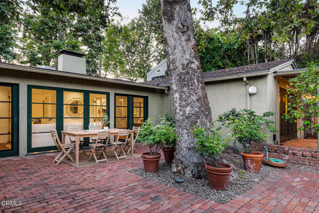 314 Arroyo Drive, South Pasadena CA: https://media.crmls.org/mediaz/238ac740-cc3e-41f3-a095-4981d7f52951.jpg
