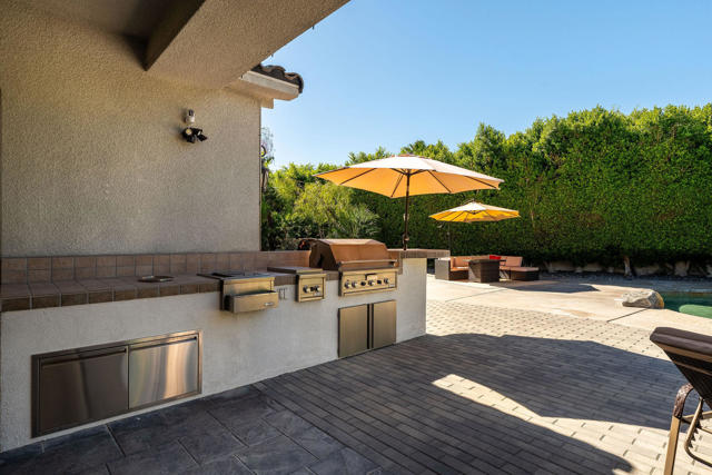 42 Abby Road, Rancho Mirage, CA 92270