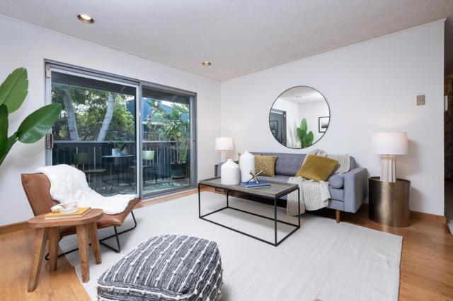 125 Piccadilly Place, San Bruno CA: https://media.crmls.org/mediaz/238b5323-9f3b-4e21-98d2-969793aa98e1.jpg