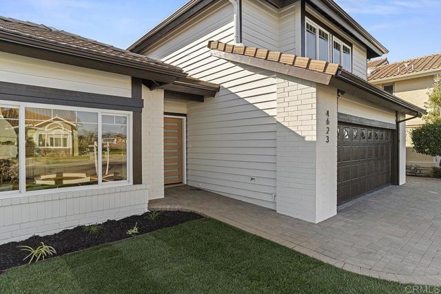 Detail Gallery Image 3 of 55 For 4623 Telescope Ave, Carlsbad,  CA 92008 - 4 Beds | 3 Baths