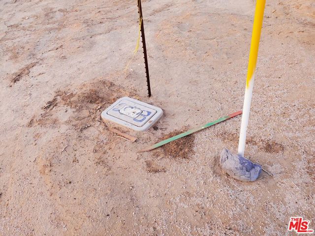 Image 7 of 23 For 7797 Quartz Road