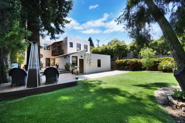 901 Laurel, San Mateo CA: https://media.crmls.org/mediaz/238f71fe-649b-41c4-a489-61bc974a7d23.jpg