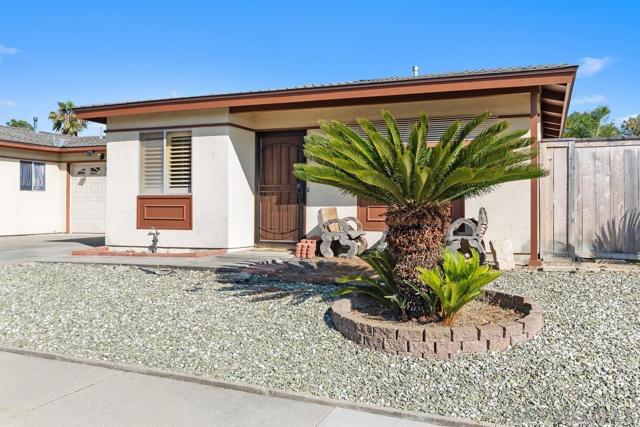 3607 Frenzel Cirl, Oceanside CA: https://media.crmls.org/mediaz/239167e4-ba0e-4fce-8eb0-8f7608ade75e.jpg